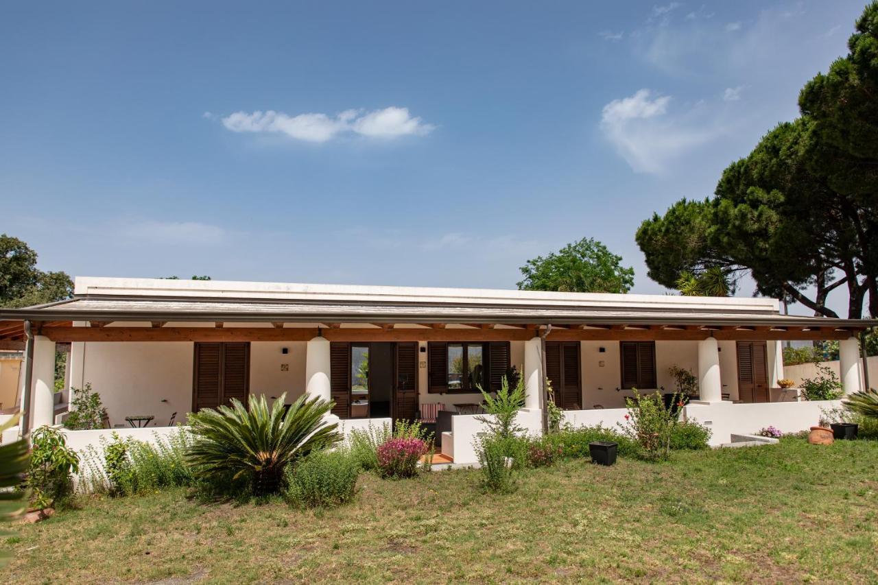 Maria Tindara "La Locanda" Vulcano  Exterior foto